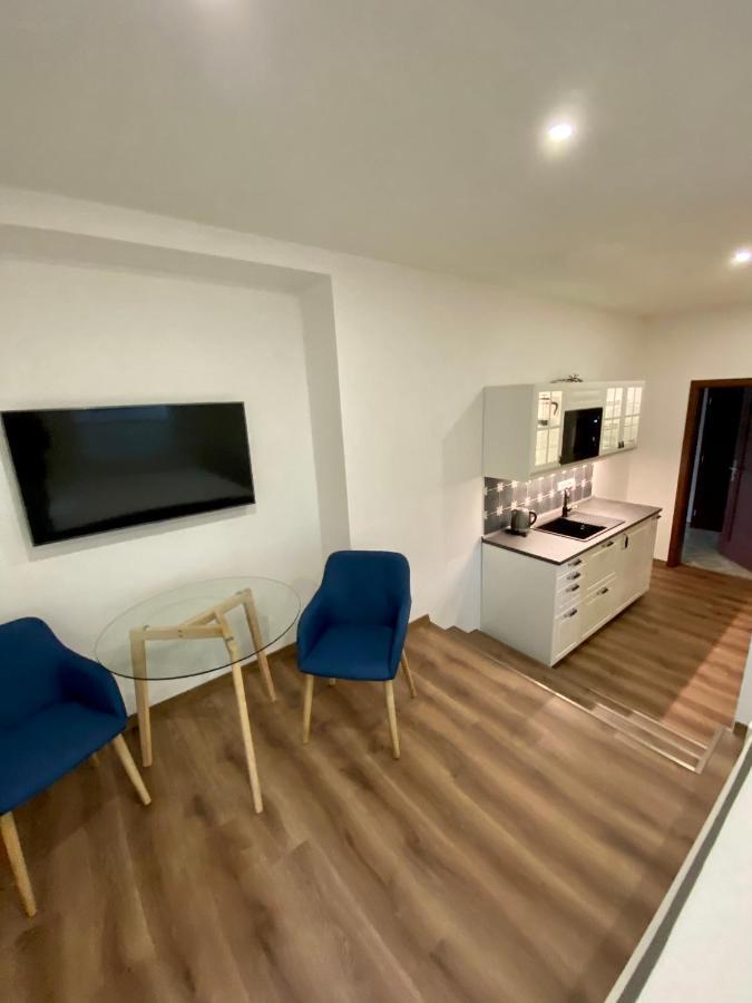 Apartmany V Ulicce 프라임부르크 외부 사진